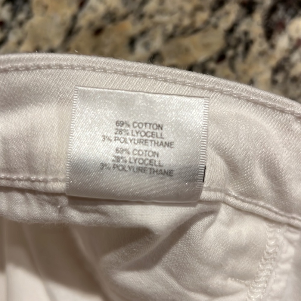 J Brand High-Rise Crop Skinny Jeans - Picture 8 of 9